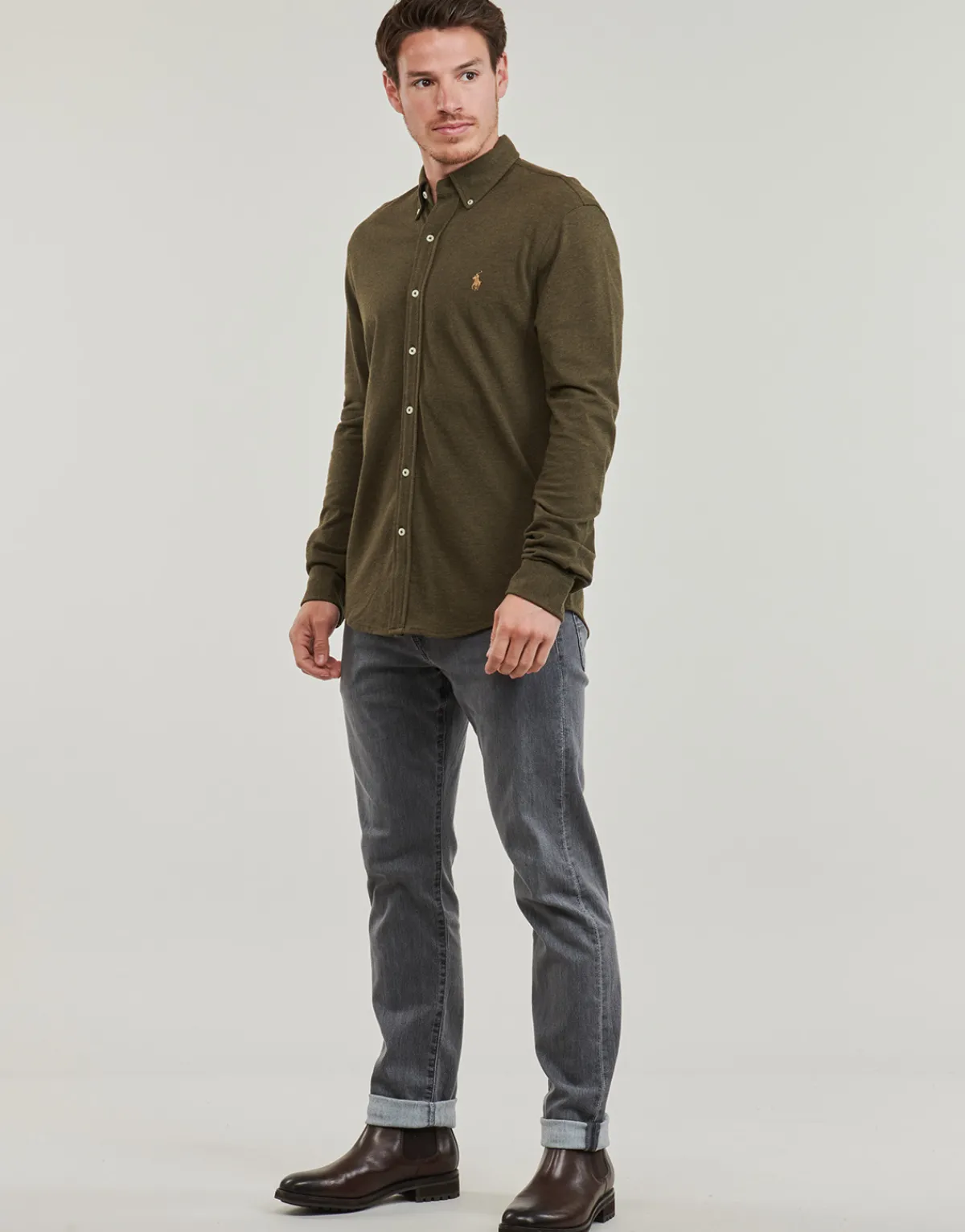 Polo Ralph Lauren CHEMISE AJUSTEE COL BOUTONNE EN POLO FEATHERWEIGHT-Homme Chemises