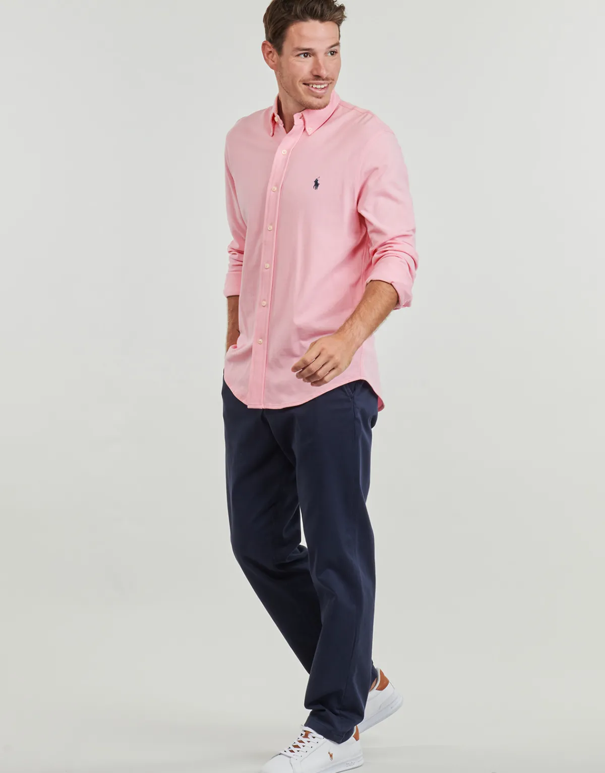 Polo Ralph Lauren CHEMISE AJUSTEE COL BOUTONNE EN POLO FEATHERWEIGHT-Homme Chemises