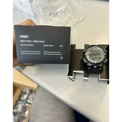 Sector Montre en plastique-Homme Montres