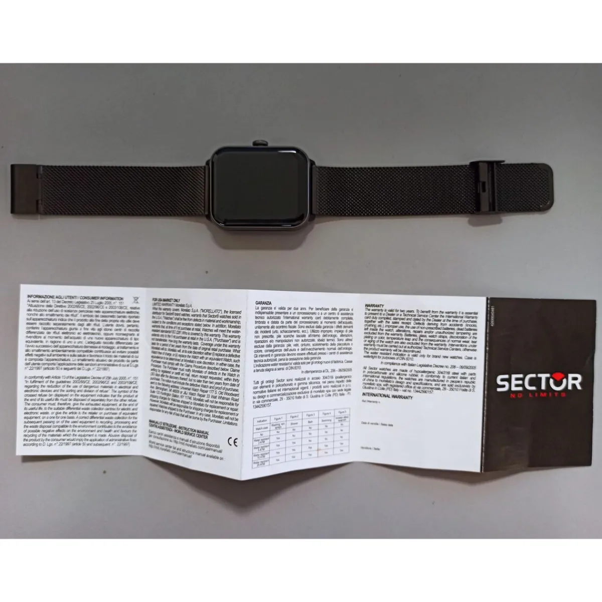 Sector Montre en plastique-Homme Montres