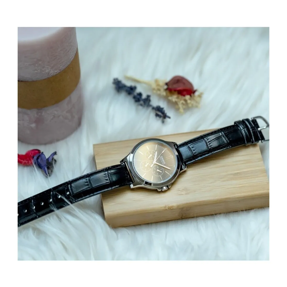 Casio MTPV300L1AUDF-Homme Montres