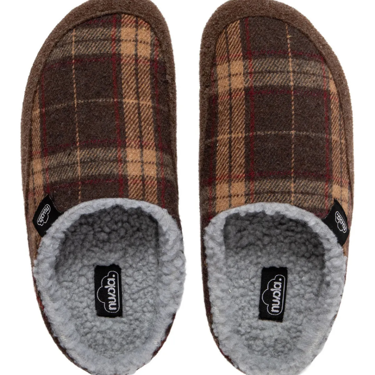 Nuvola. Zueco Nessy-Homme Pantoufles / Chaussons